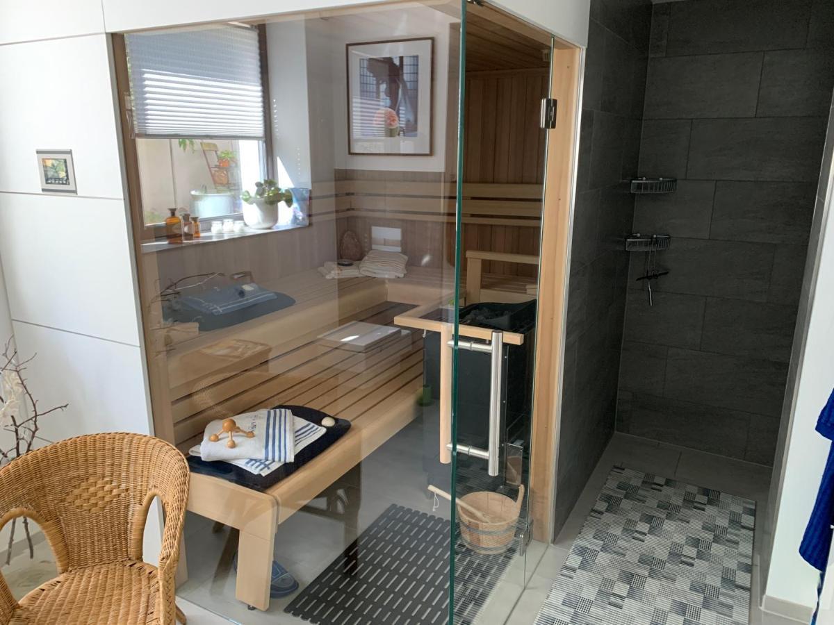 Ferienoase Zwischen Und Warnemuende